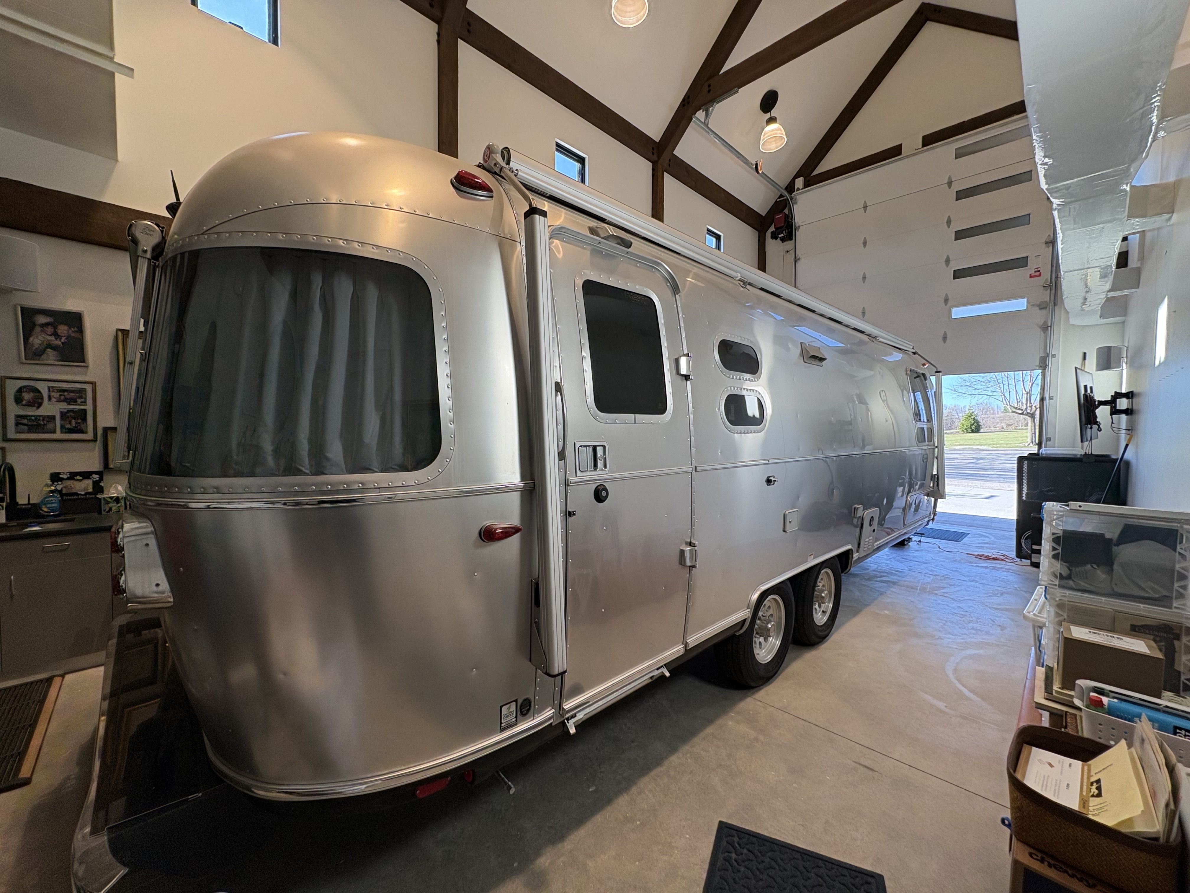 2023 Airstream GLOBETROTTER 27FB in sheridan IN