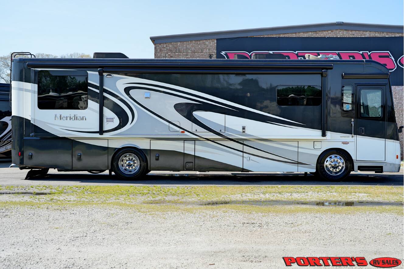 A photo of this 2016 Itasca MERIDIAN 36M