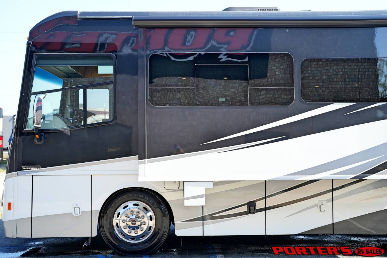 A photo of this 2016 Itasca MERIDIAN 36M