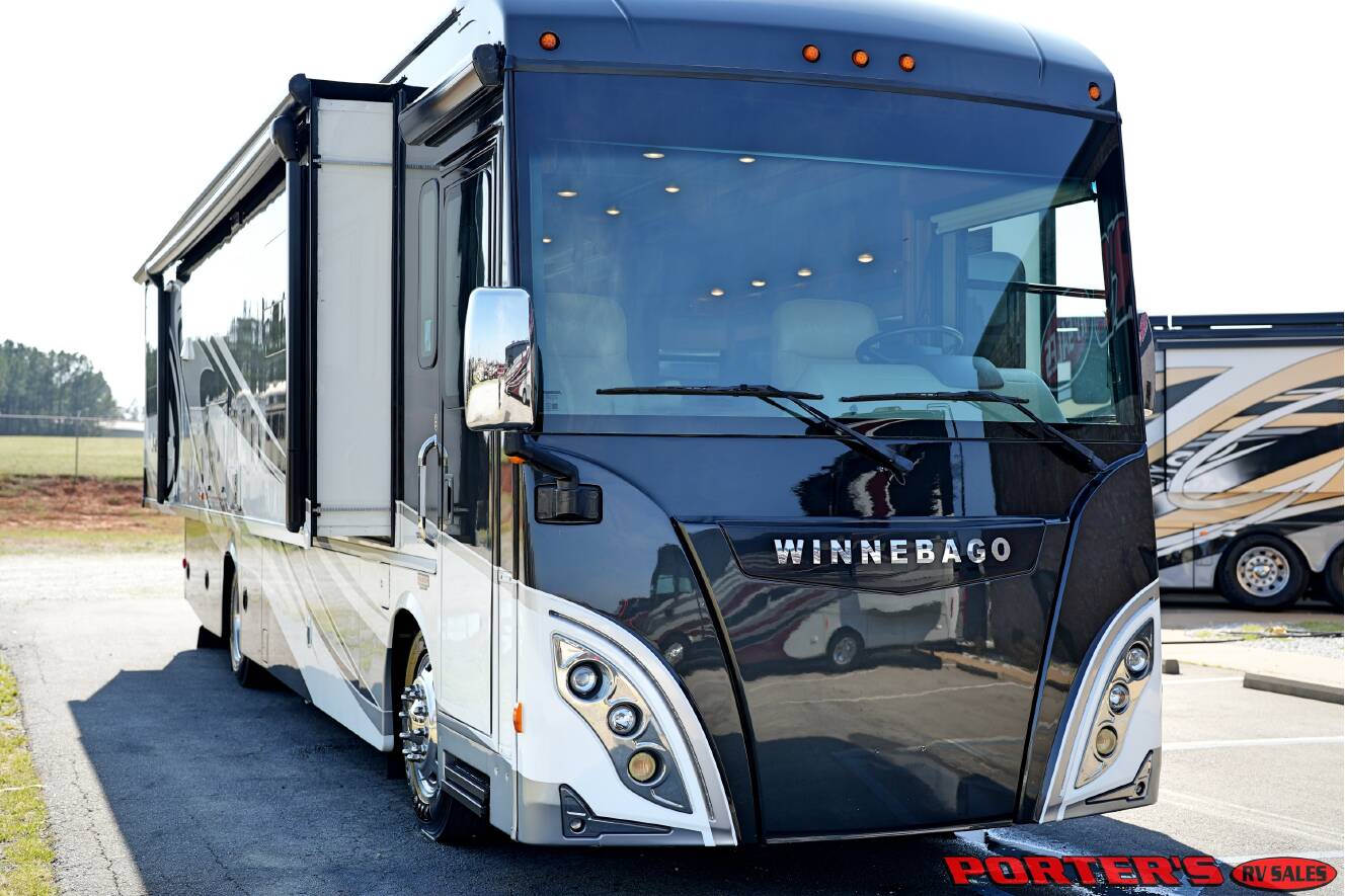 A photo of this 2016 Itasca MERIDIAN 36M