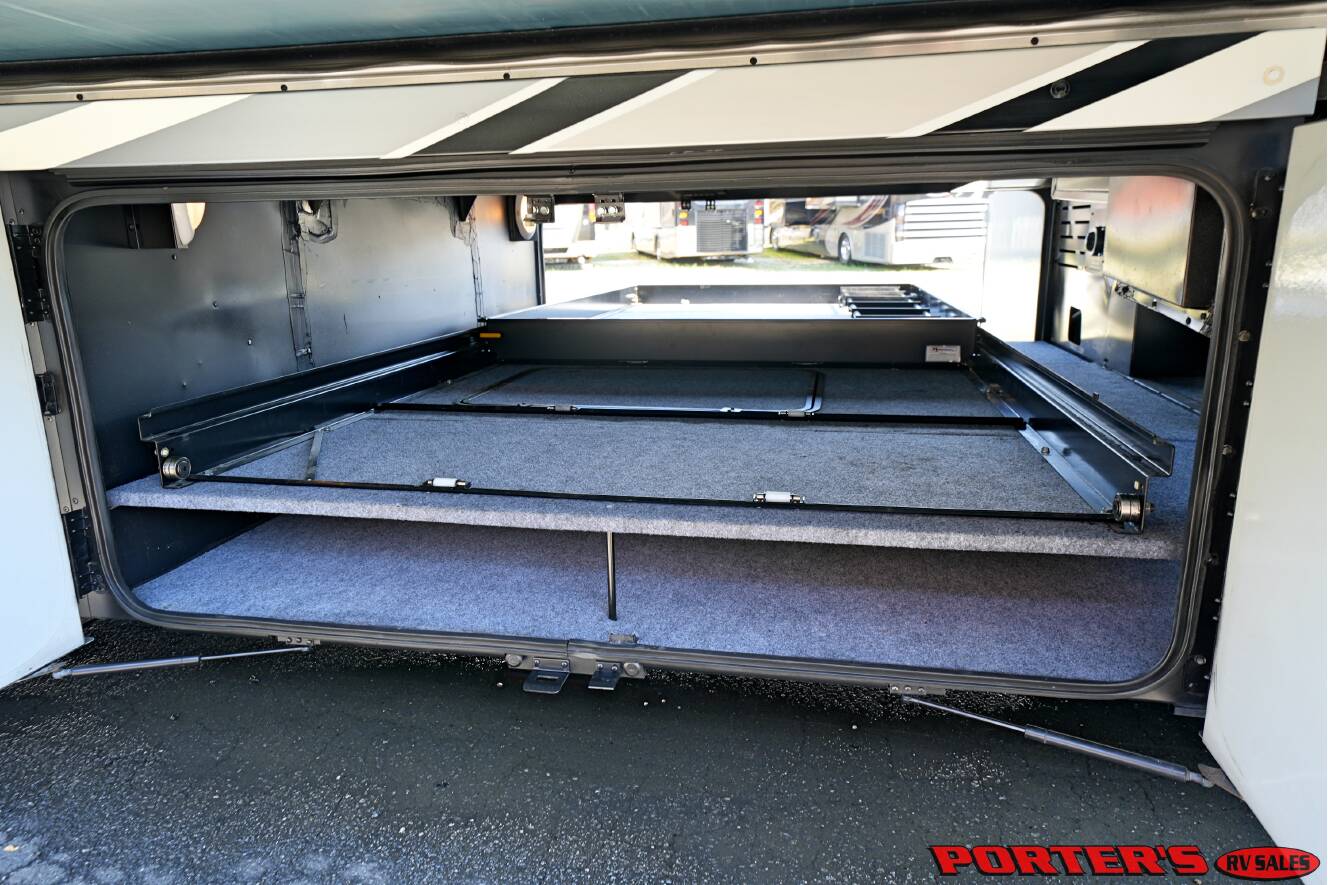 A photo of this 2016 Itasca MERIDIAN 36M