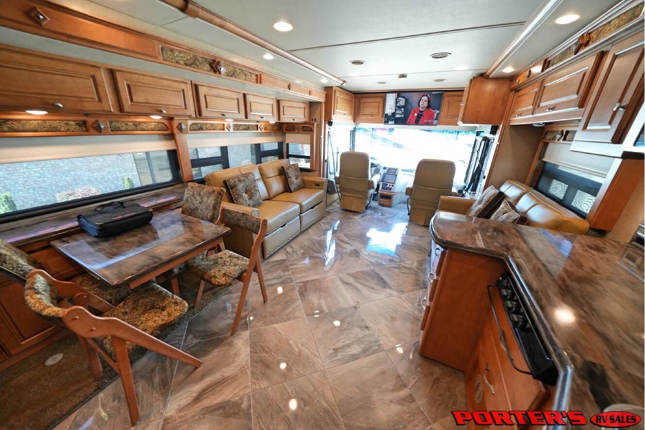 A photo of this 2016 Itasca MERIDIAN 36M