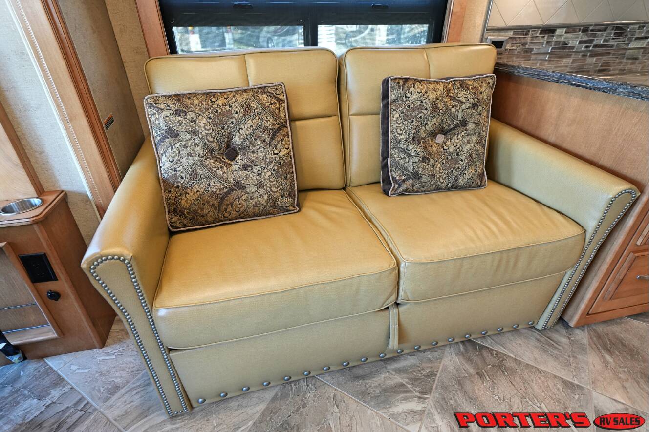 A photo of this 2016 Itasca MERIDIAN 36M