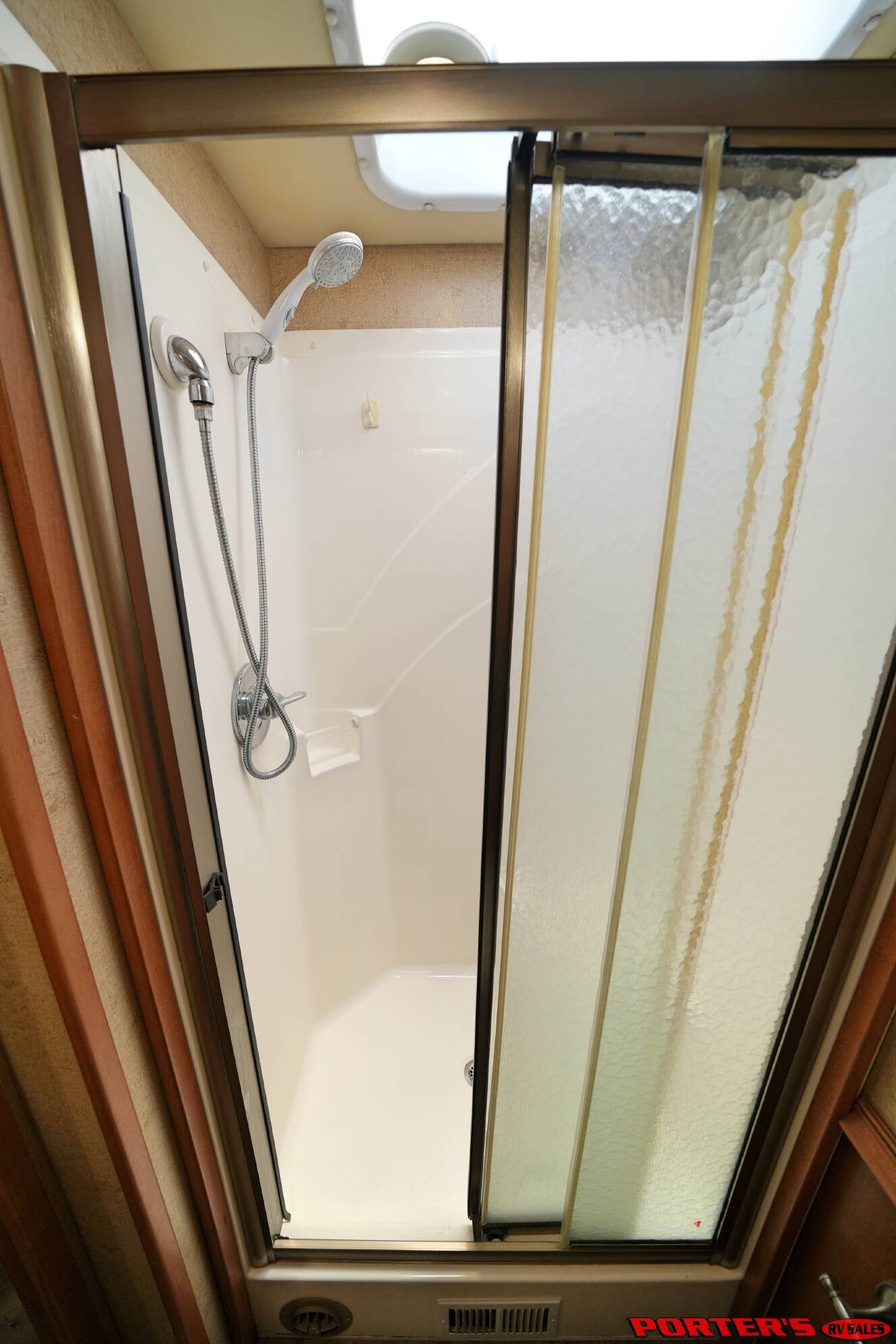 A photo of this 2016 Itasca MERIDIAN 36M