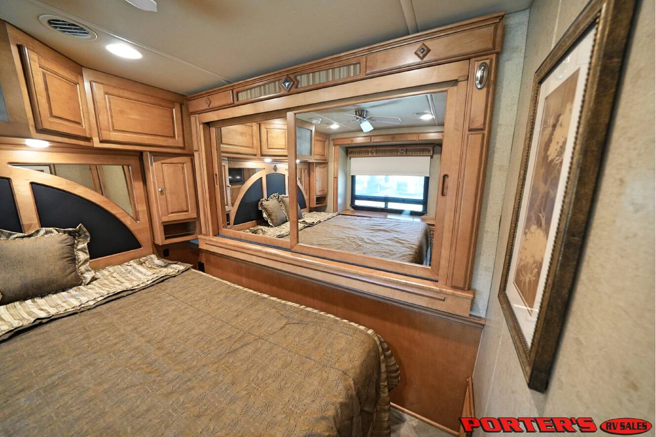 A photo of this 2016 Itasca MERIDIAN 36M