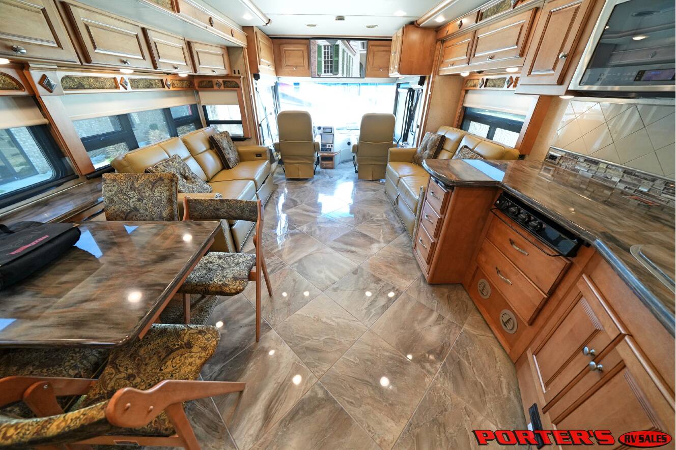 A photo of this 2016 Itasca MERIDIAN 36M