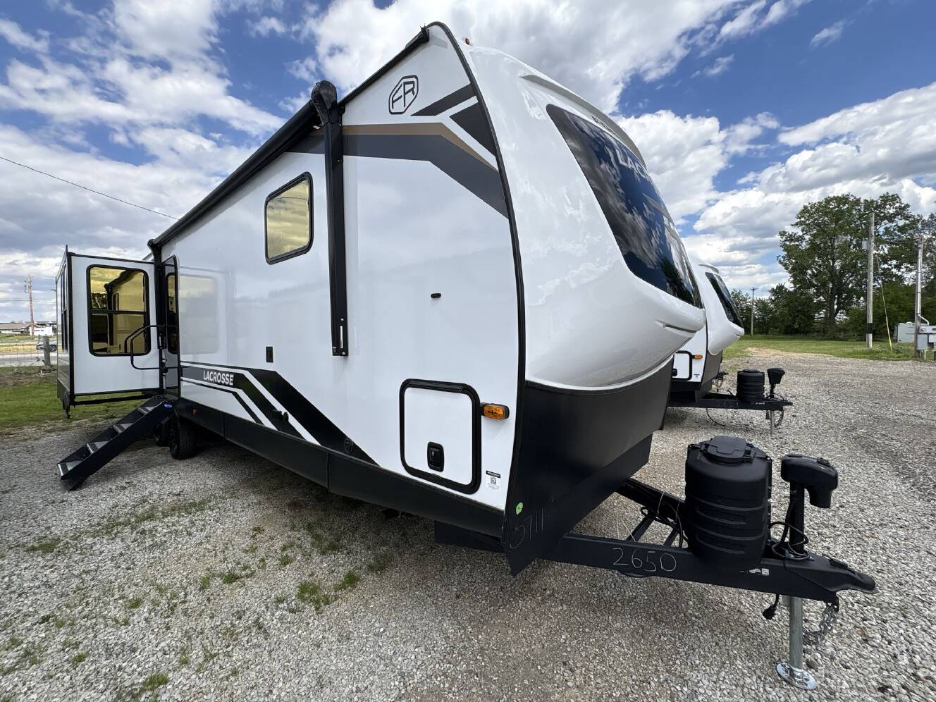 A photo of this 2026 Prime Time LaCrosse 3411RK