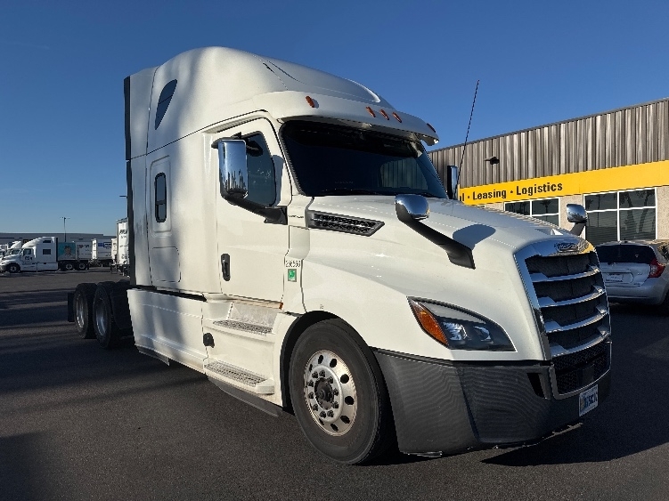 2019 FREIGHTLINER CASCADIA 126 in Phoenix, AZ