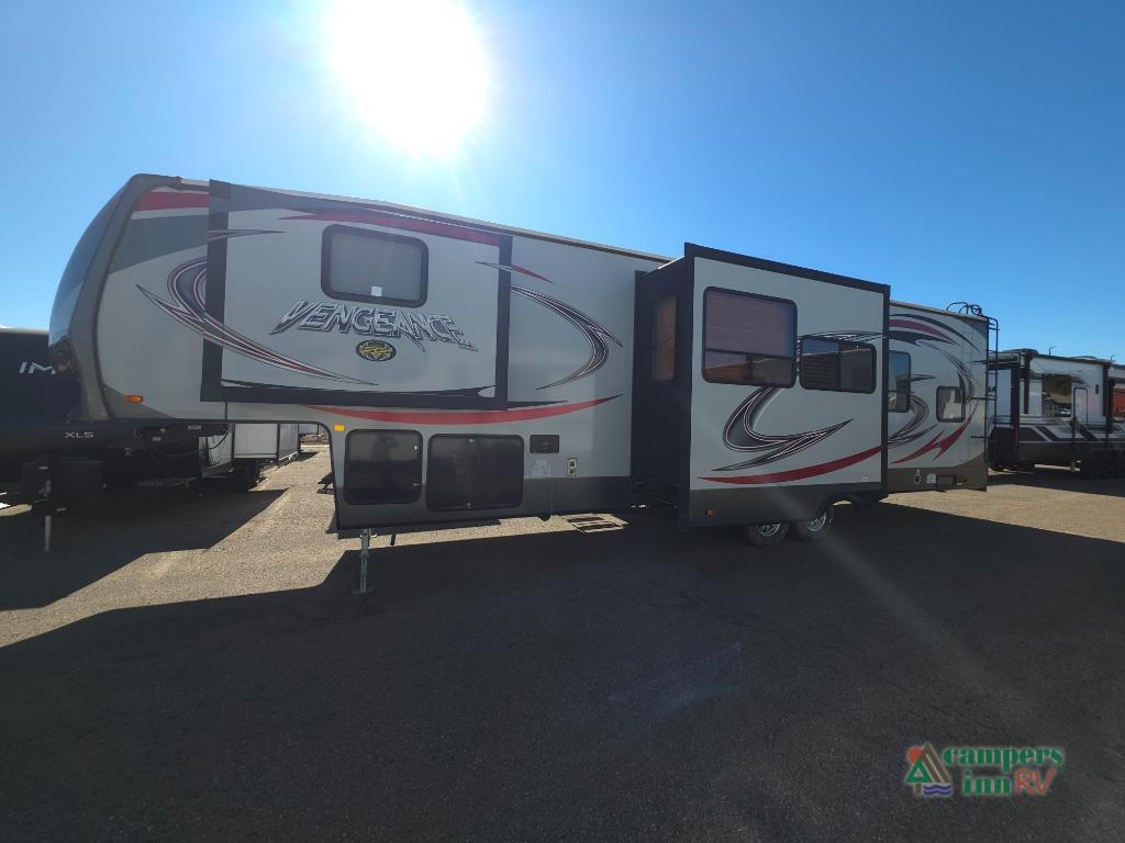 2017 Forest River Rv Vengeance 320A in st. george UT