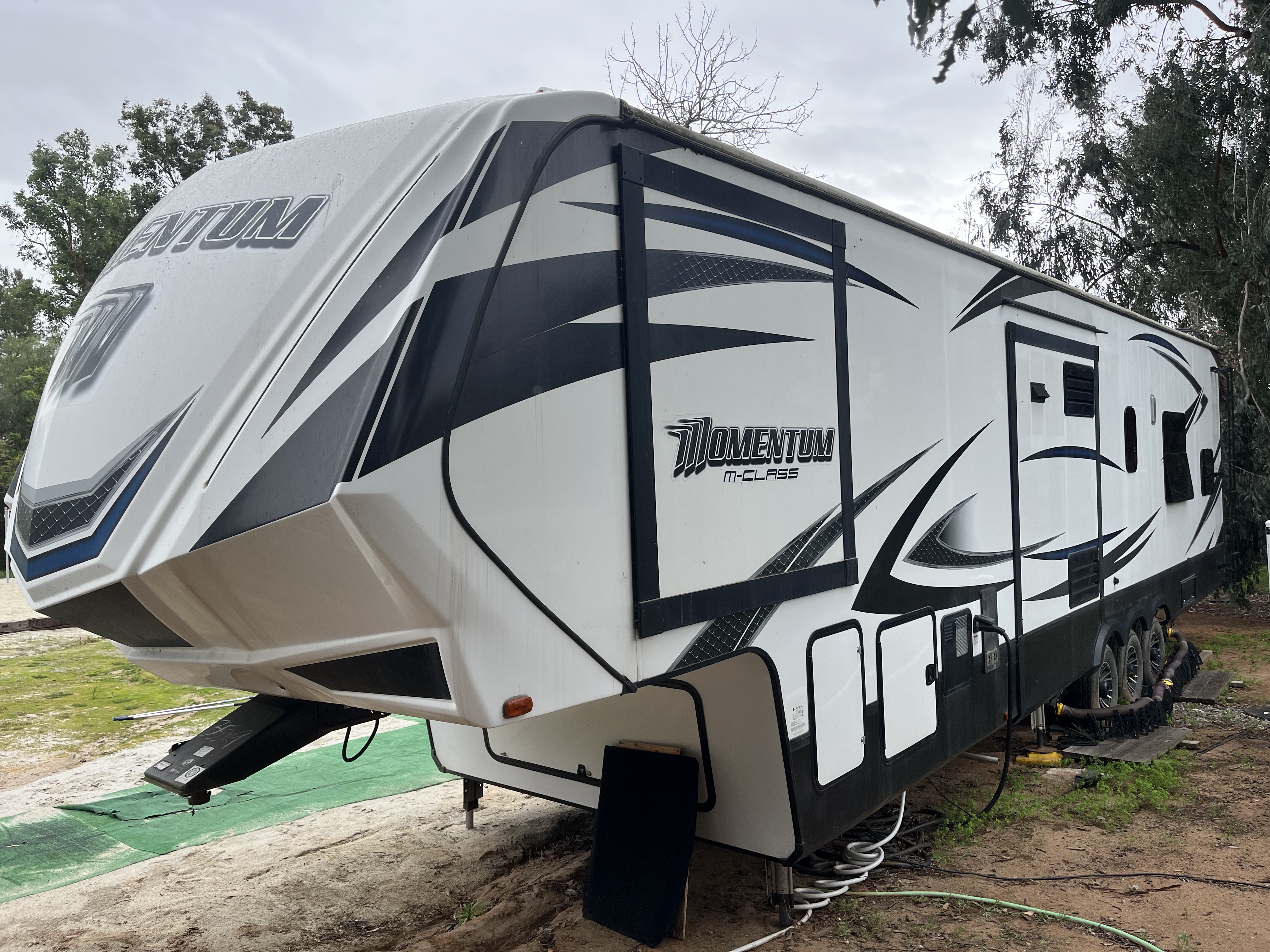 2017 Grand Design MOMENTUM M-CLASS 388M in escondido CA