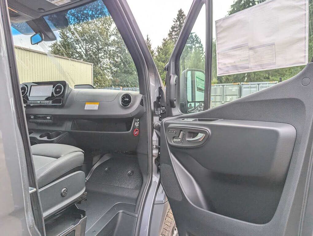2025 Mercedes-Benz SPRINTER 170 AWD HIGH-ROOF in portland OR