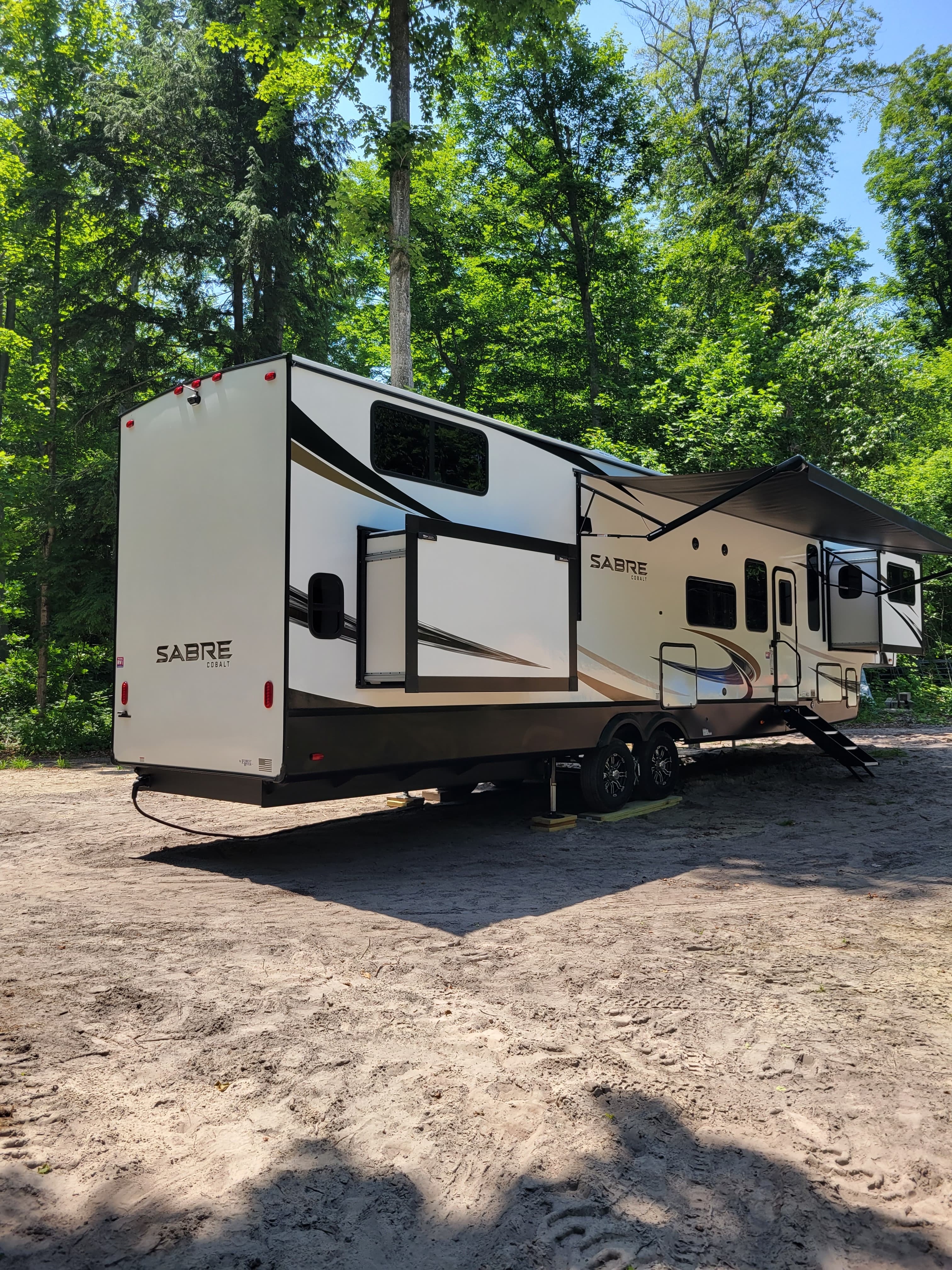 2022 Forest River SABRE 37FLL in land o lakes FL