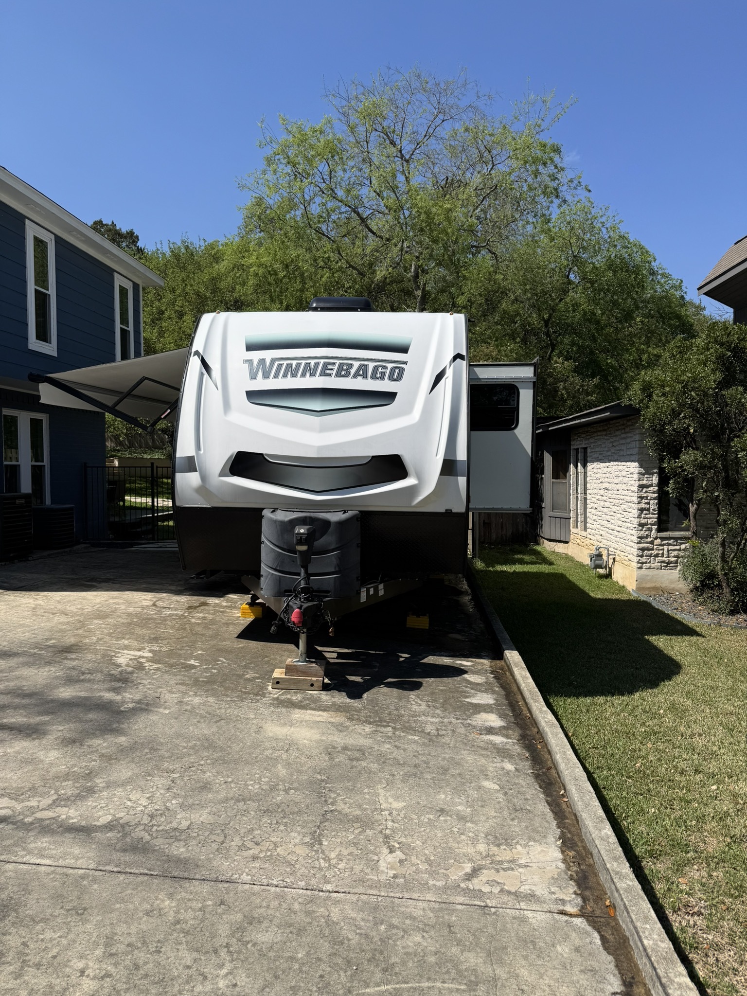 2022 Winnebago MINNIE 2201MB RV