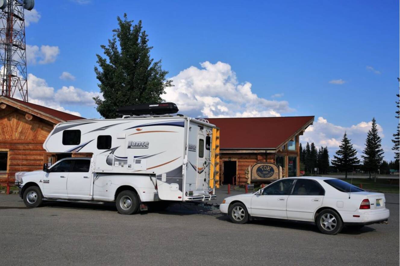 A photo of this 2013 Lance 1050S