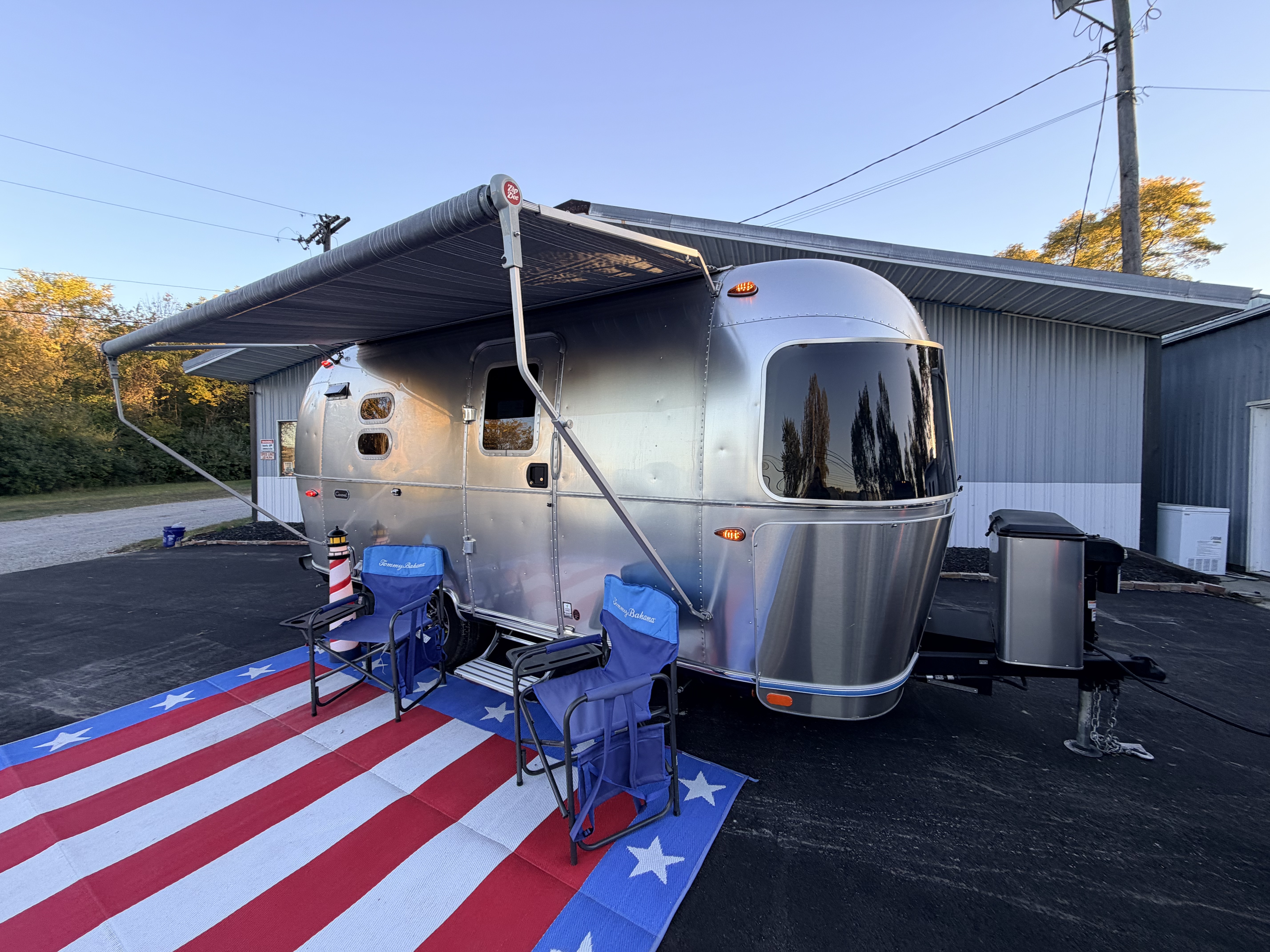 2024 Airstream CARAVEL 20FB RV