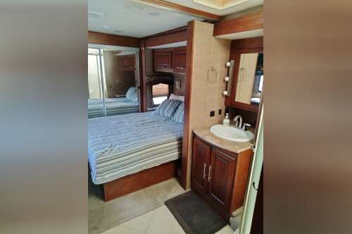 2015 Coachmen CROSS COUNTRY 390TS in tucson AZ