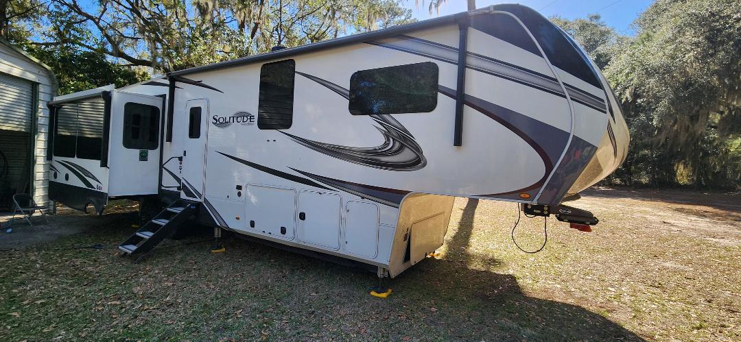 2022 Grand Design SOLITUDE 378MBS RV