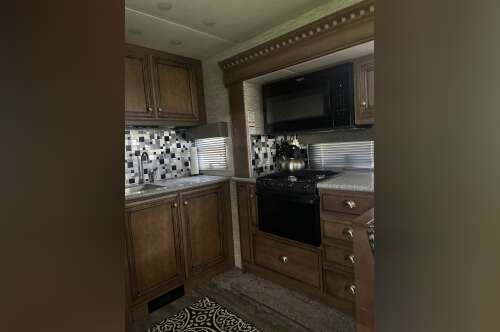 2019 Newmar BAY STAR SPORT 2813 in seminole FL