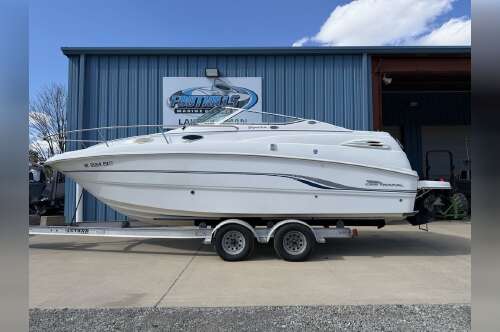 2000 Chaparral 240 Signature in mooresville NC