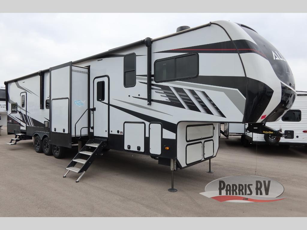 2022 Alliance Rv Valor 40V13 in payson UT