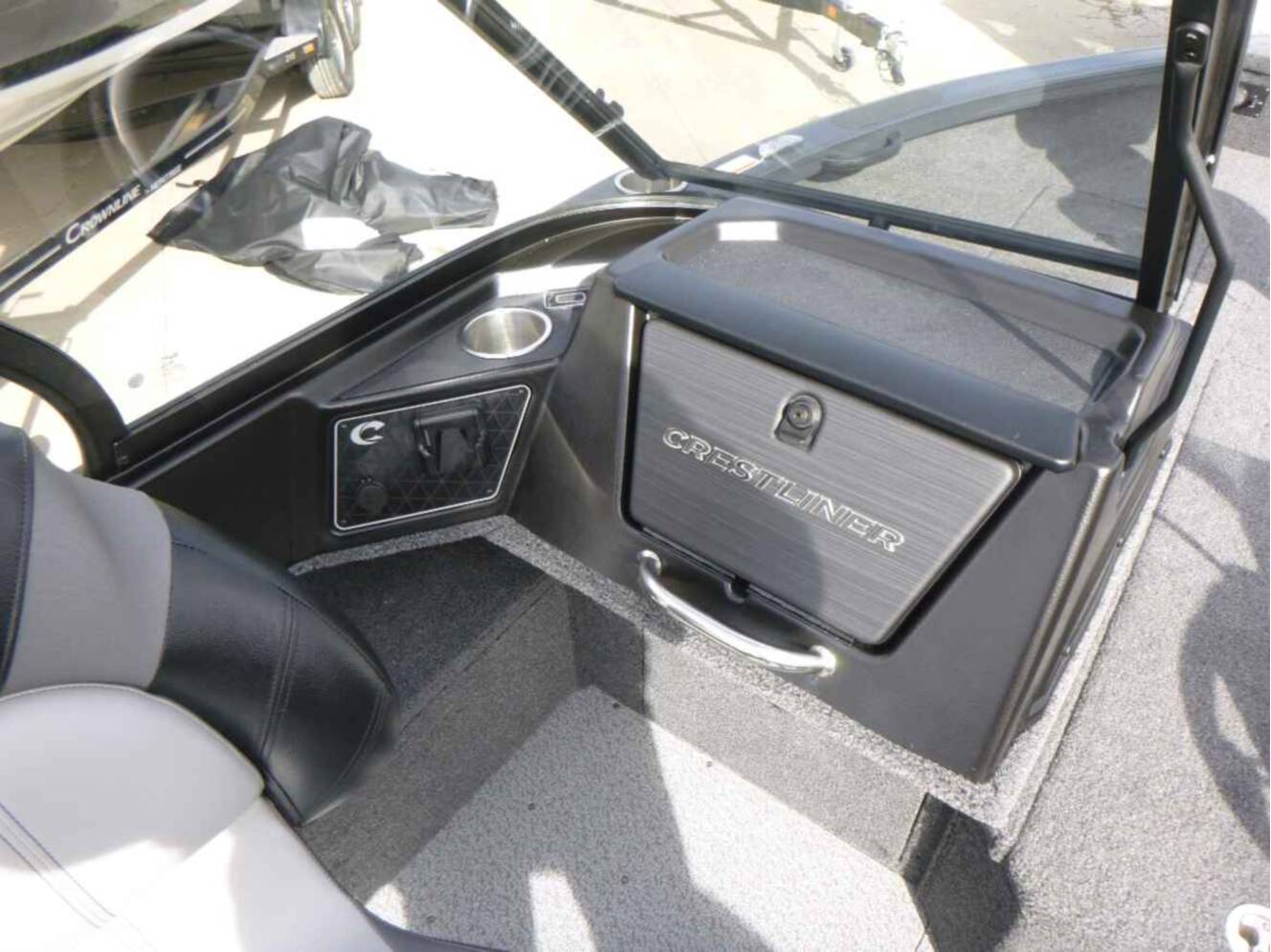 A photo of this 2026 Crestliner 2050 Fish Hawk WT
