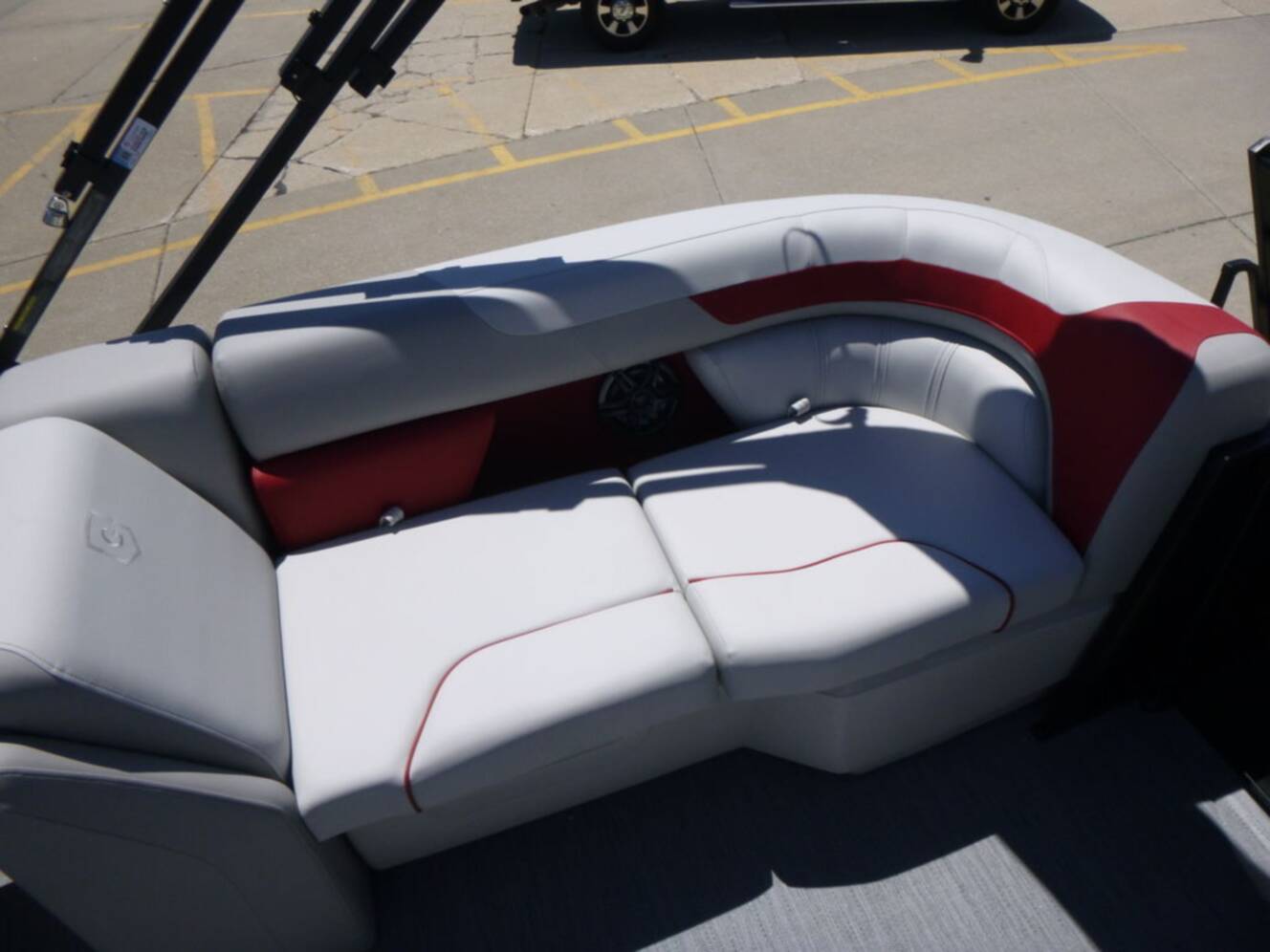 A photo of this 2026 Godfrey Pontoons Sweetwater 2286SB 27" IMPACT Center Tube Package