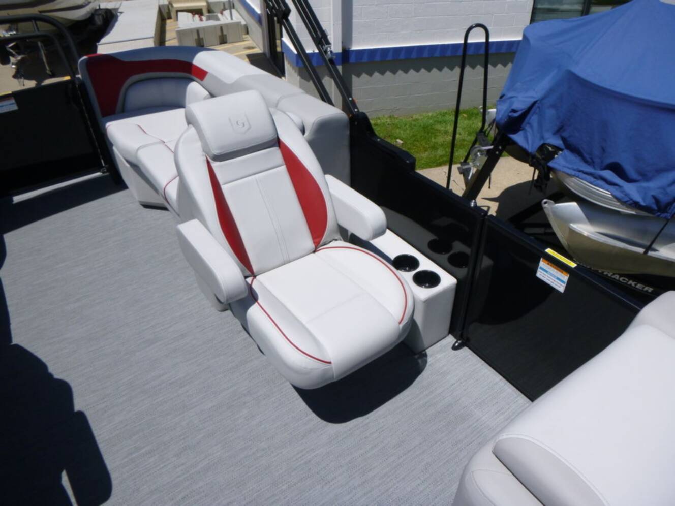 A photo of this 2026 Godfrey Pontoons Sweetwater 2286SB 27" IMPACT Center Tube Package
