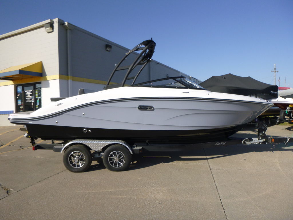 2025 Sea Ray SPX 210 in omaha NE