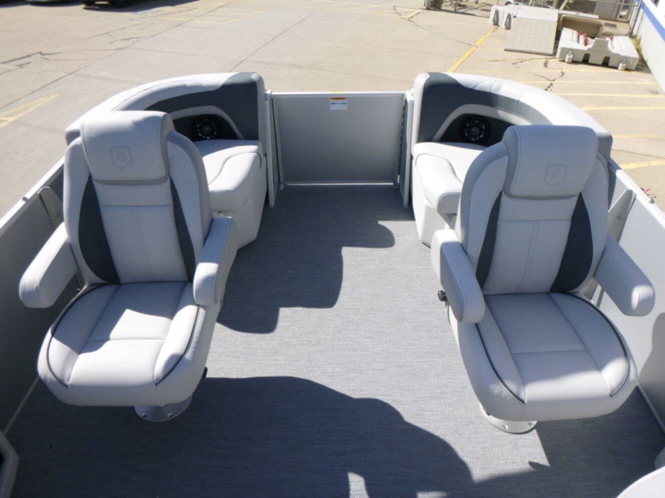 A photo of this 2026 Godfrey Pontoons Sweetwater 2286 QS Sport Tube 27 in. Package