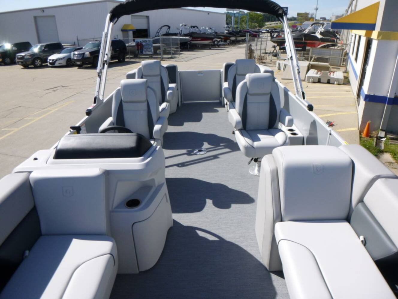 A photo of this 2026 Godfrey Pontoons Sweetwater 2286 QS Sport Tube 27 in. Package