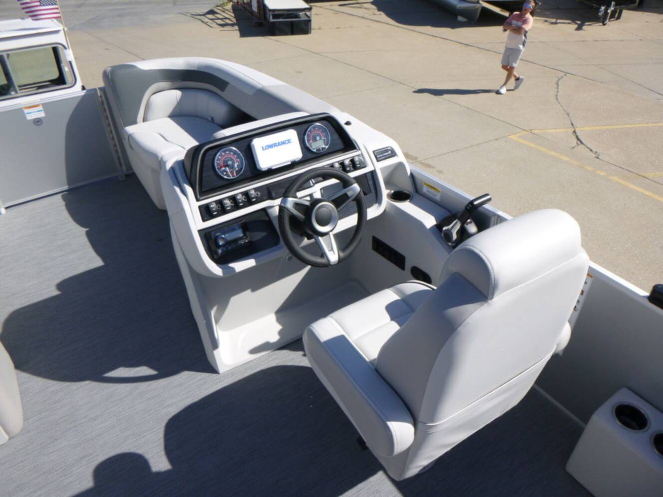 A photo of this 2026 Godfrey Pontoons Sweetwater 2286 QS Sport Tube 27 in. Package