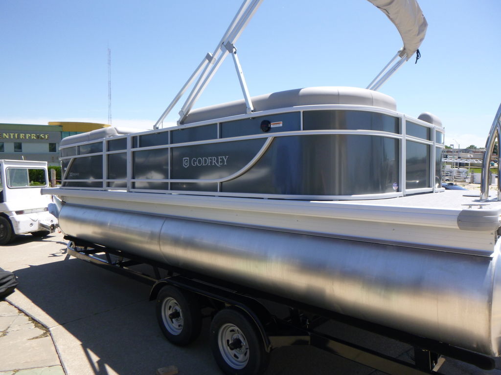 New 2026 Godfrey Pontoons Experience 27