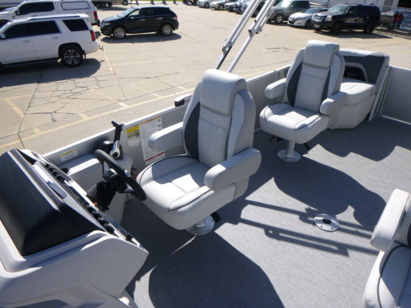 A photo of this 2026 Godfrey Pontoons Sweetwater 2286 QS Sport Tube 27 in. Package