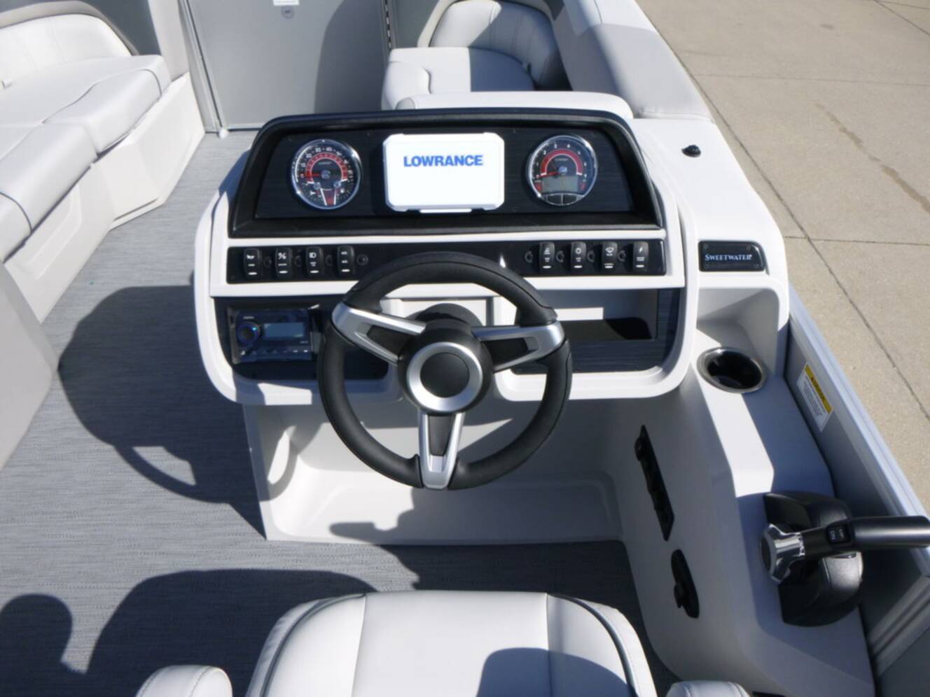 A photo of this 2026 Godfrey Pontoons Sweetwater 2286 QS Sport Tube 27 in. Package