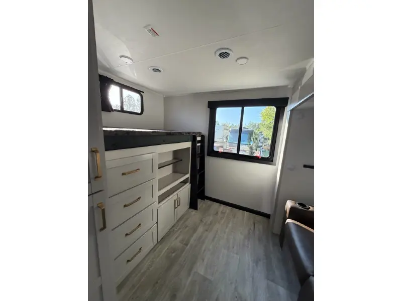 2026 HEARTLAND SUNDANCE 31BROK