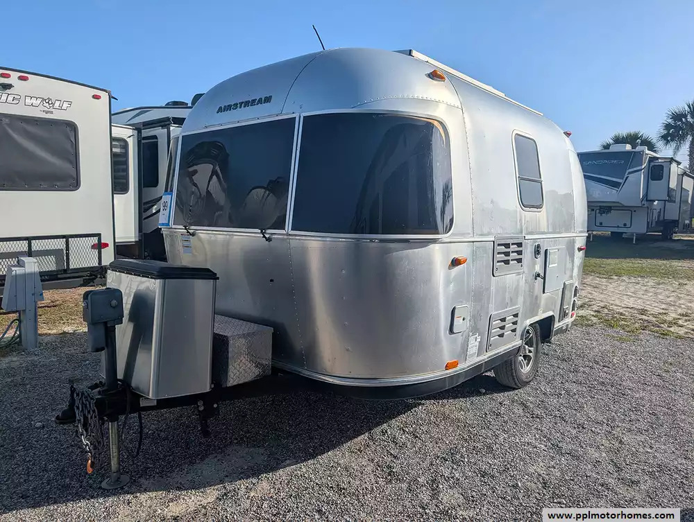 2017 Airstream Bambi Sport 16 in summerfield FL