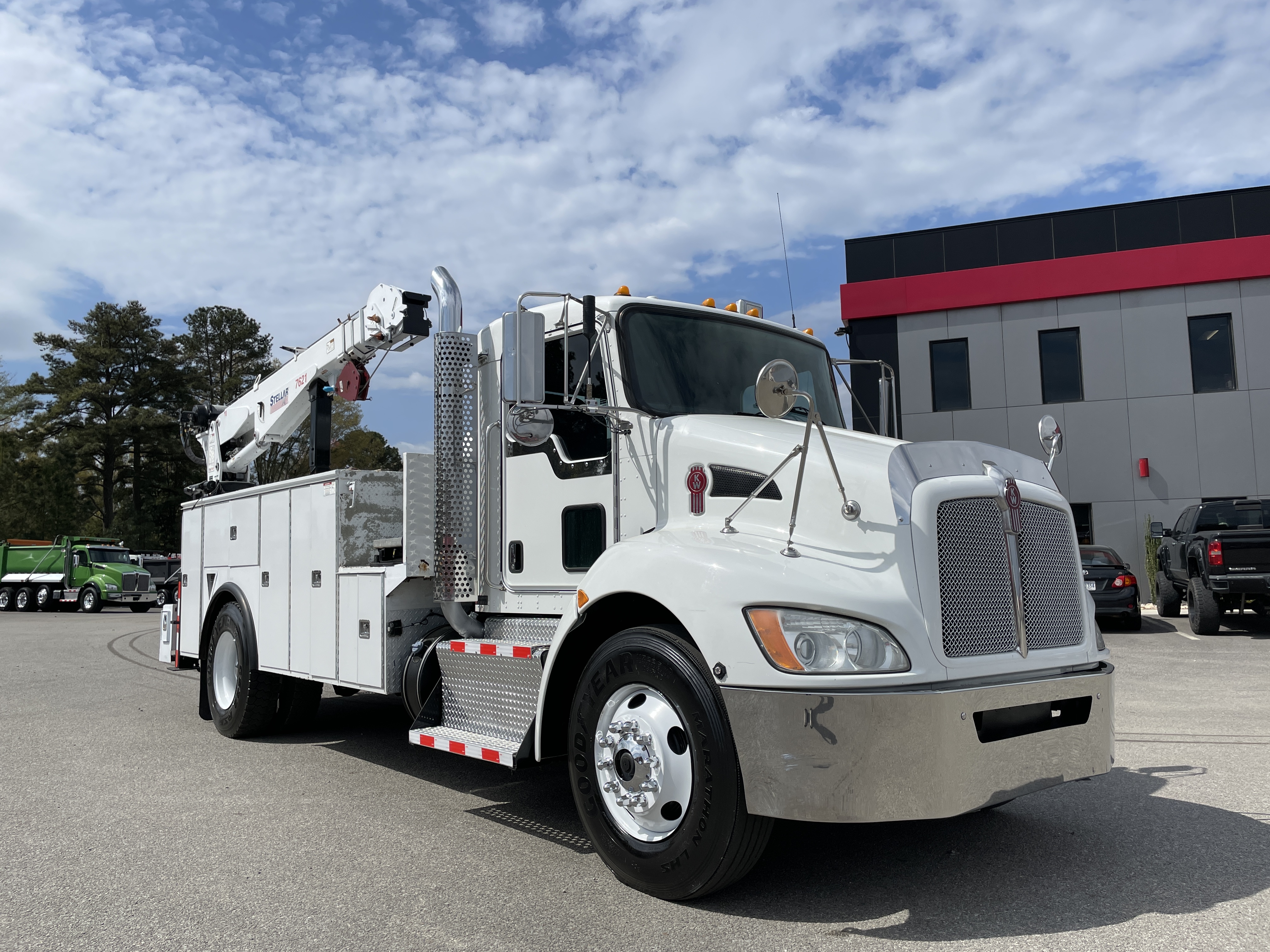 2015 KENWORTH T370 in Chatham, VA