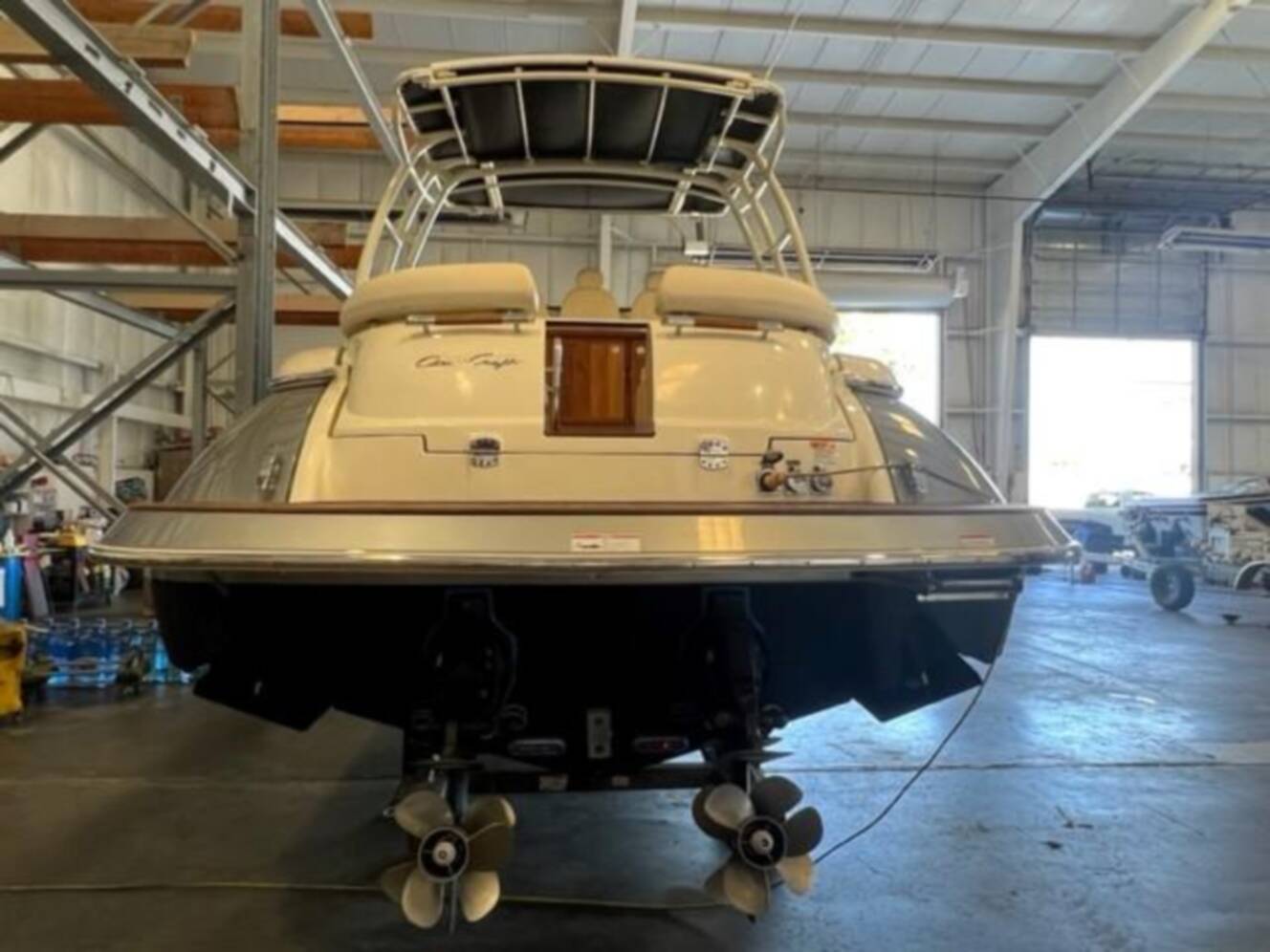 A photo of this 2018 Chris-Craft Launch 38