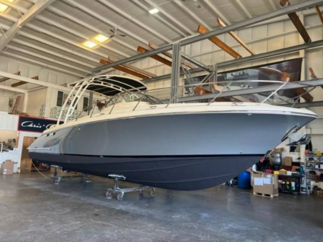 A photo of this 2018 Chris-Craft Launch 38