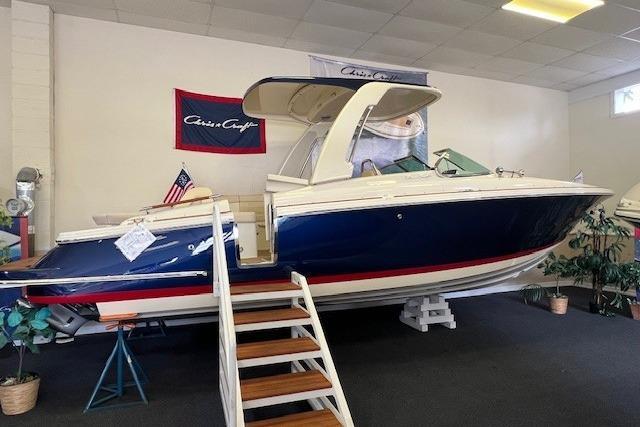 2025 Chris-Craft Launch 28 GT in southampton NY