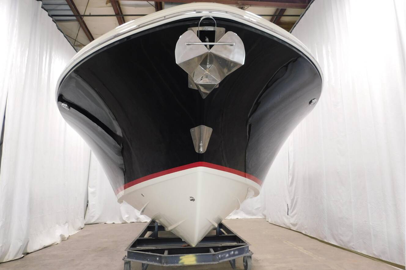 A photo of this 2021 Chris-Craft Launch 35 GT