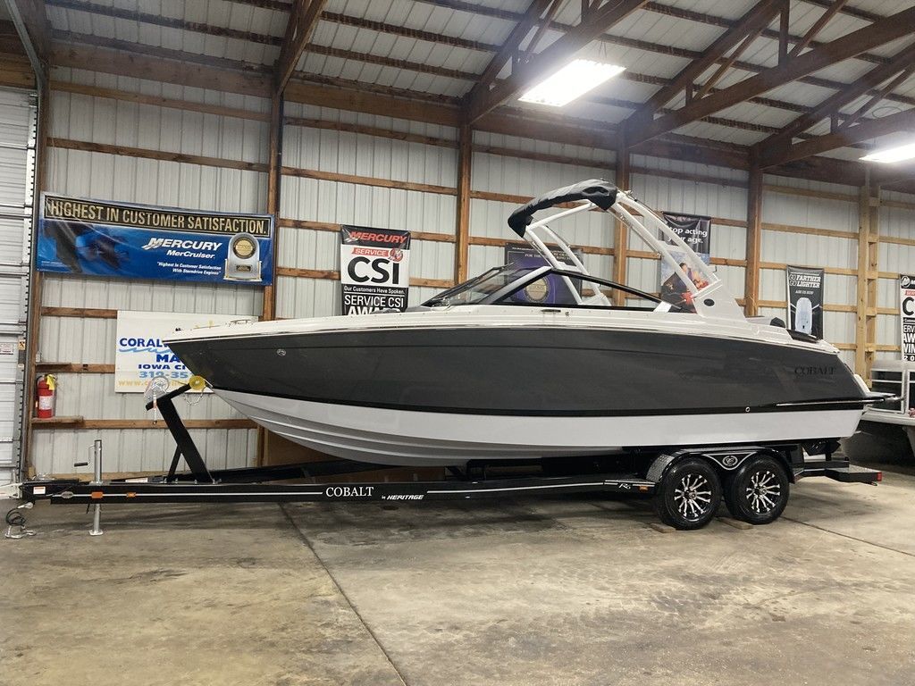 2025 Cobalt Boats R6 Bowrider Boat boat