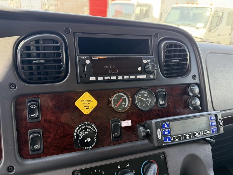 2019 FREIGHTLINER BUSINESS CLASS M2 106