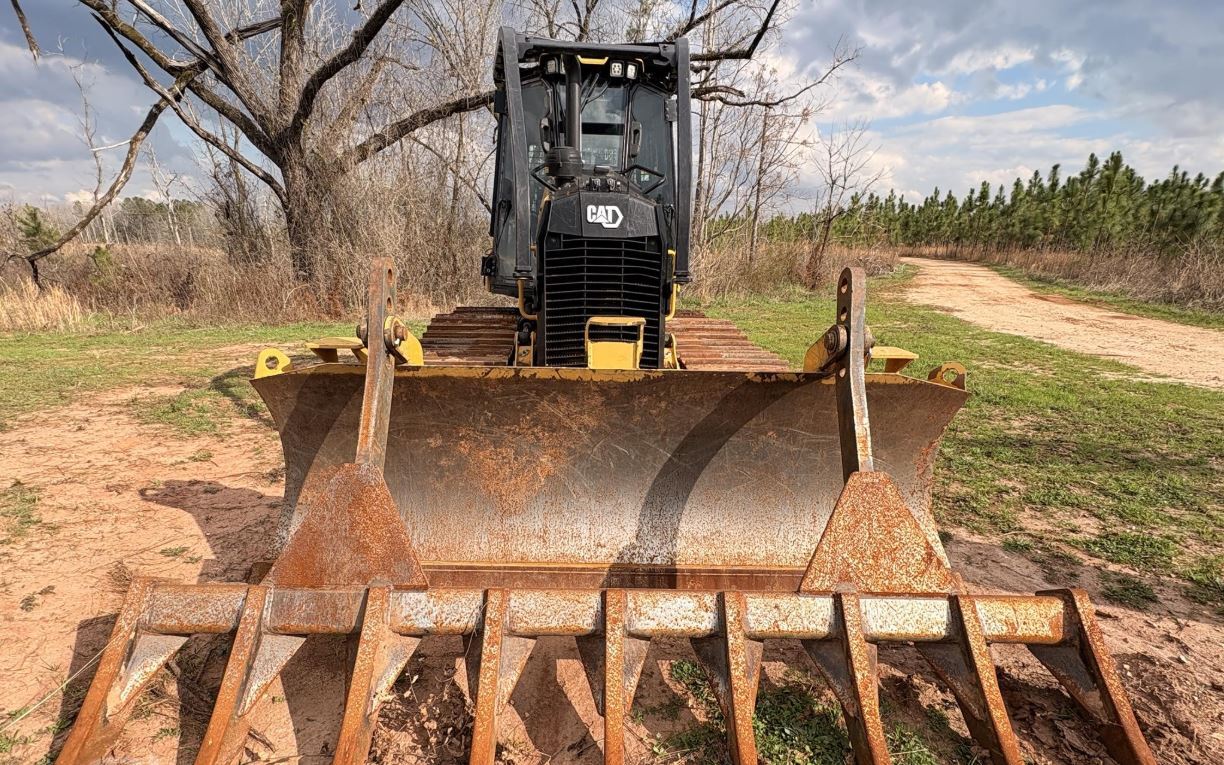 2022 CATERPILLAR D3 in Auburn, AL
