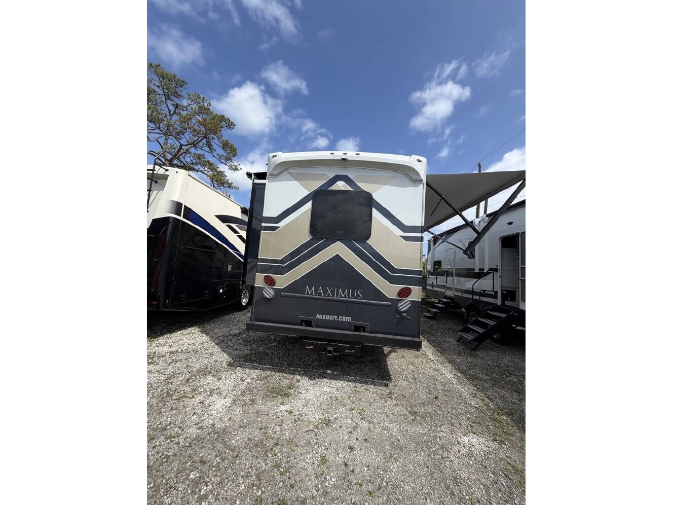 A photo of this 2026 Nexus MAXIMUS 32MX