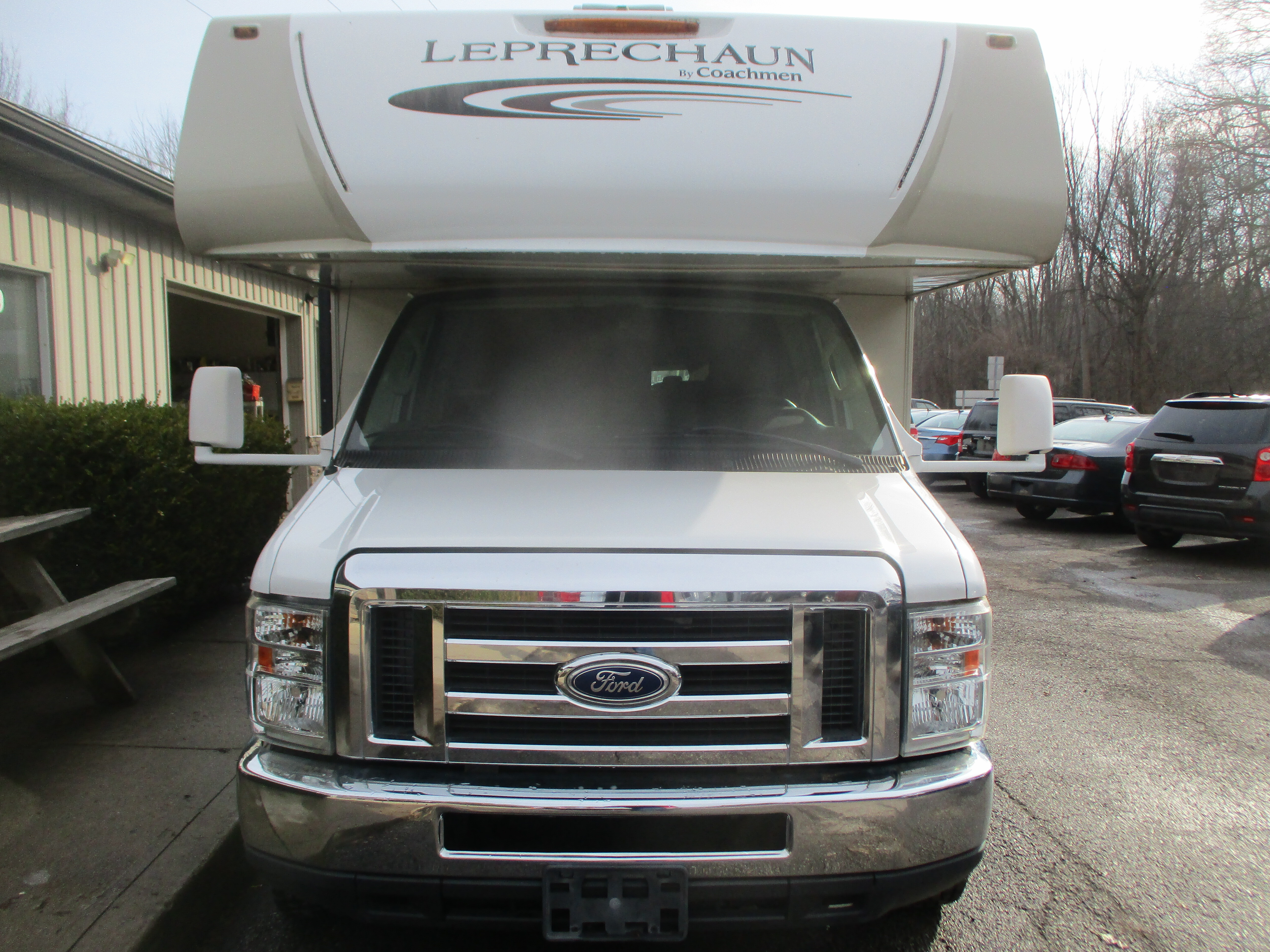 2016 Coachmen LEPRECHAUN PREMIER 319MB in north ridgeville OH