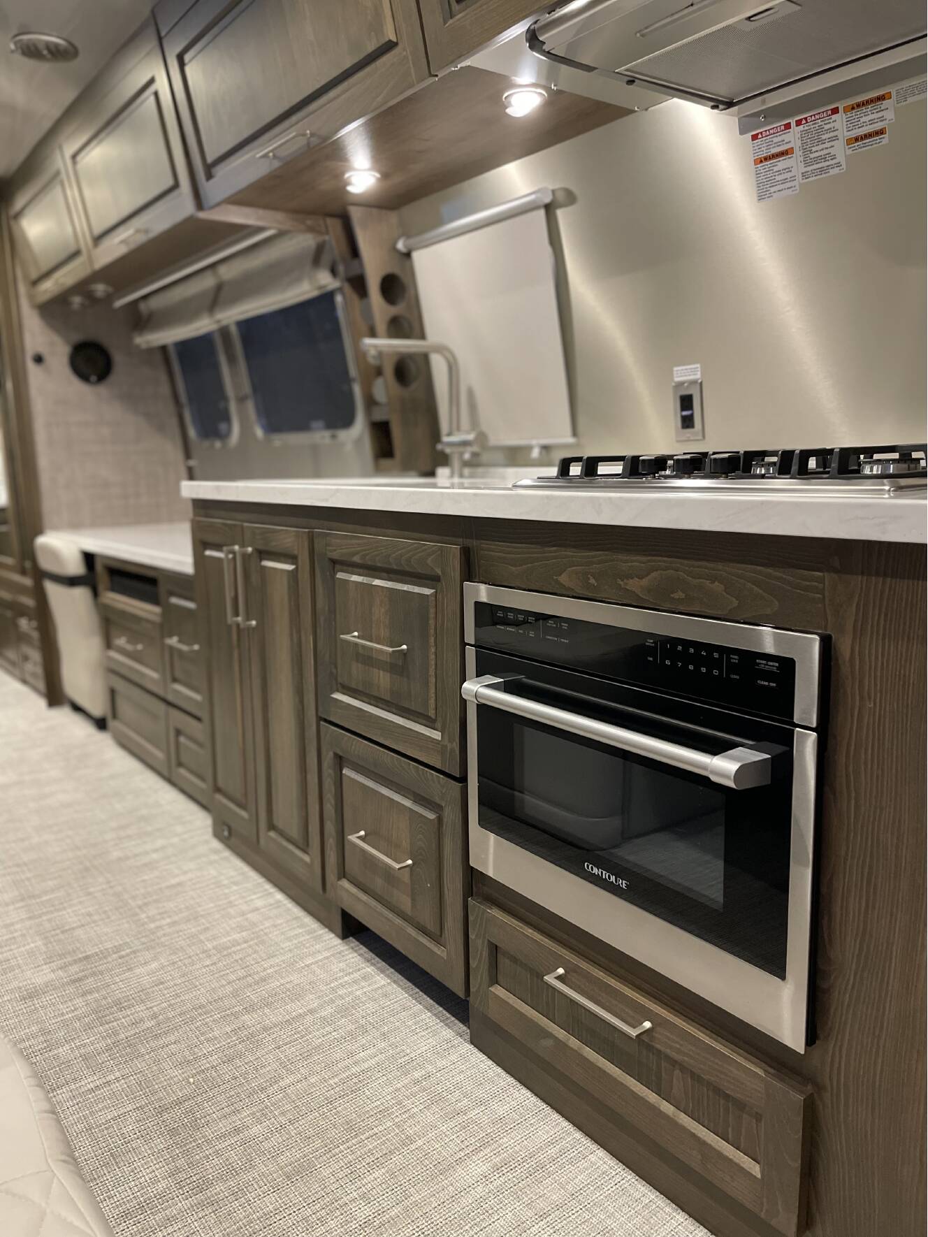 A photo of this 2023 Airstream CLASSIC 33FBQ