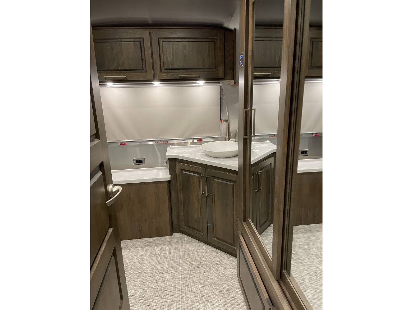 A photo of this 2023 Airstream CLASSIC 33FBQ