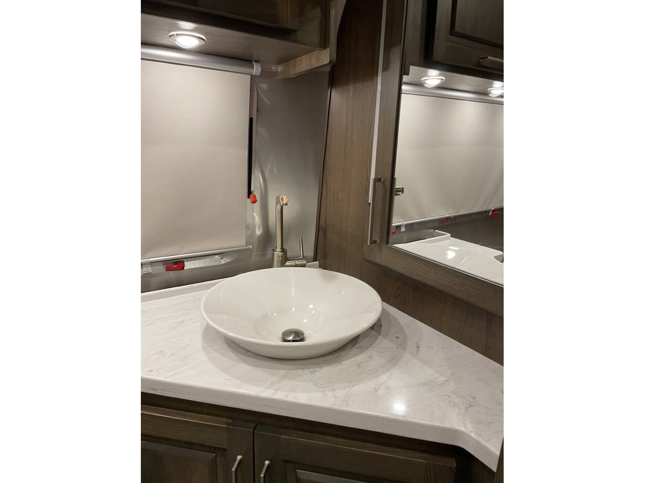 A photo of this 2023 Airstream CLASSIC 33FBQ
