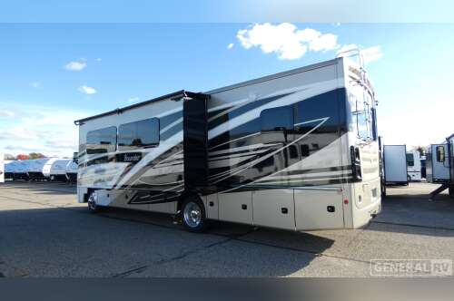 2026 Fleetwood BOUNDER 33C in wayland MI